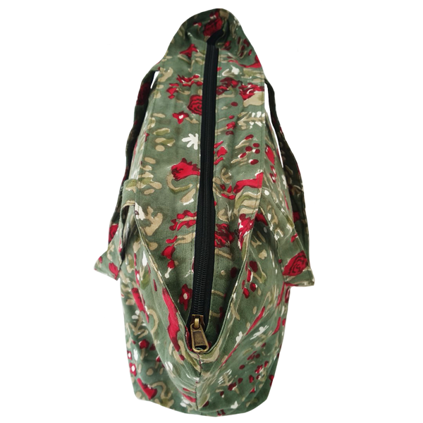 Τσάντα ώμου χειροποίητη πράσινη με κόκκινα λουλούδια μεγάλη - βαμβάκι, ώμου, χειροποίητα, φλοράλ, φθηνές - 2