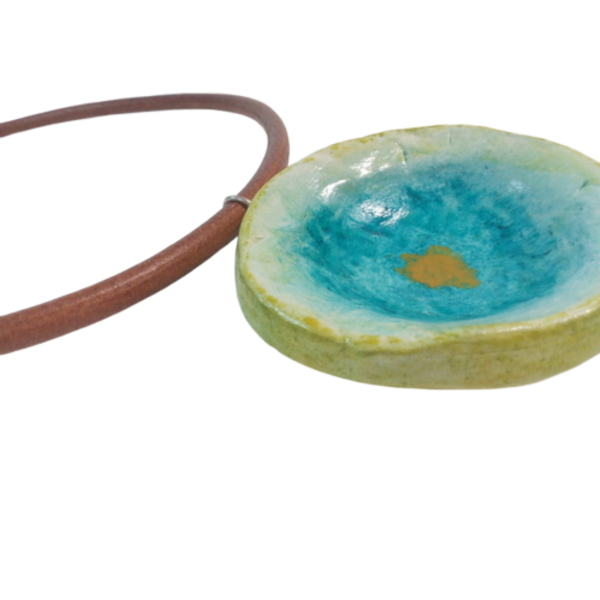 Flower inspired necklace - κολιέ, χειροποίητα, πρωτότυπο, minimal, διαχρονικό, πηλός, καθημερινό, πηλός, δέρμα