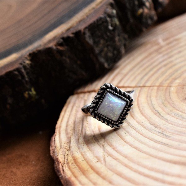 δαχτυλίδι με πέτρα σε σχήμα ρόμβου - φεγγαρόπετρα, επάργυρα, boho - 3