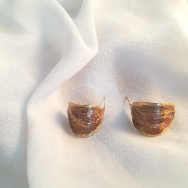 Simply chic oxidized bronze metal earrings-Απλά και σικ σκουλαρίκια σε χρυσό από οξειδωμένο ορείχαλκο... - chic, ιδιαίτερο, ορείχαλκος, καρφωτά - 2