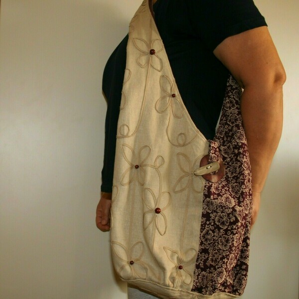 Πάνινη τσάντα ώμου-χιαστί από δύο υφάσματα, ξύλινα στοιχεία - ύφασμα, ξύλο, ώμου, χιαστί, μεγάλες, μεγάλες, all day, boho, tote - 4