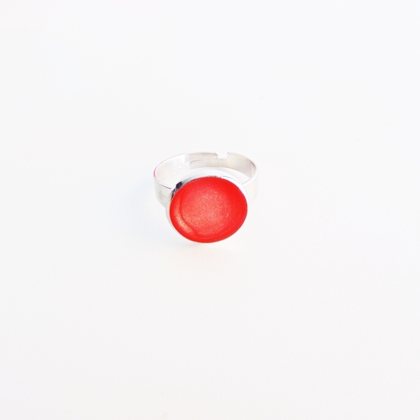 Κόκκινο,στρογγυλό δαχτυλίδι - ορείχαλκος, επάργυρα, αυξομειούμενα