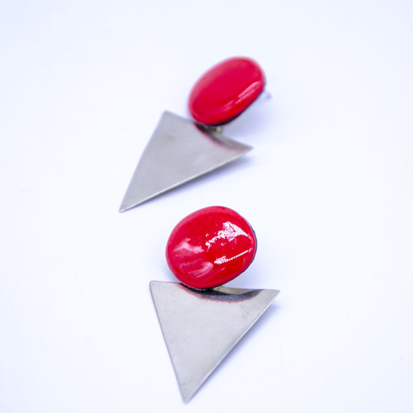 Coral-red triangle Minimalistic style earrings - ασήμι, αλπακάς, μακριά, κρεμαστά, Black Friday