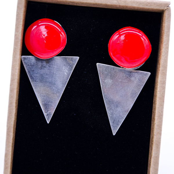 Coral-red triangle Minimalistic style earrings - ασήμι, αλπακάς, μακριά, κρεμαστά, Black Friday - 2