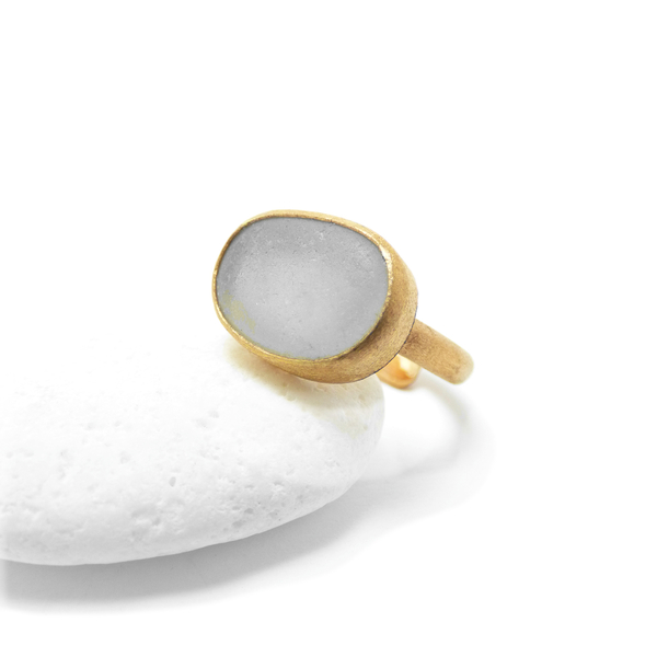 " Golden Seaglass ring" - Xειροποίητο επίχρυσο ματ δαχτυλίδι με γυαλάκι της θάλασσας! - γυαλί, επιχρυσωμένα, παραλία, αυξομειούμενα