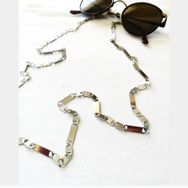 Sunglasses holder!! - αλυσίδες, chic, μοδάτο, Black Friday - 2