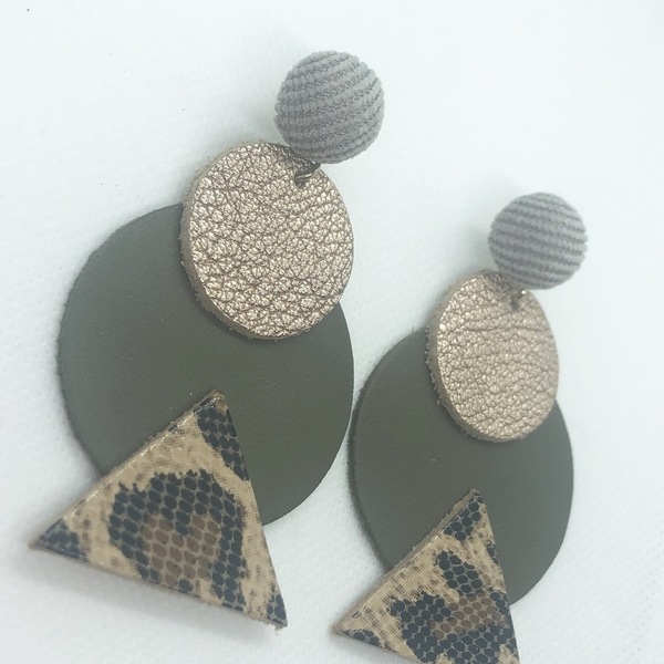 Γεωμετρικά σκουλαρίκια από γνήσιο δέρμα με animalprints - δέρμα, animal print, γεωμετρικά σχέδια, καρφωτά