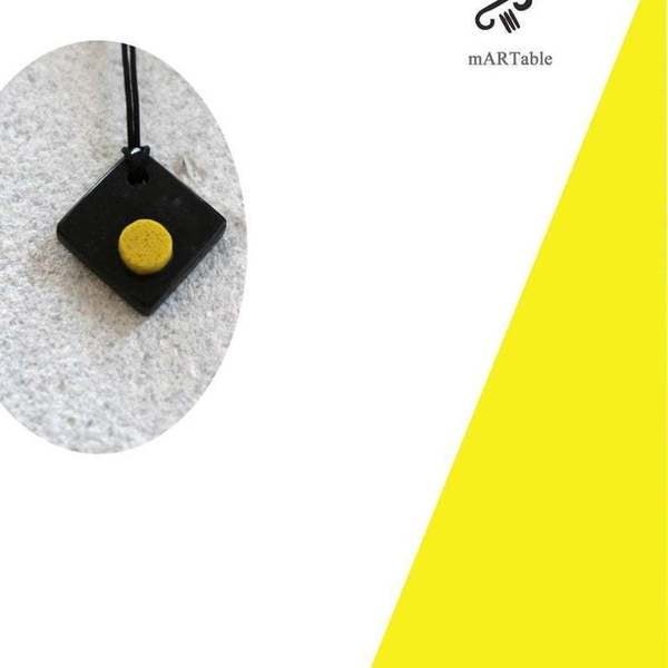 Κρεμαστό τετράγωνο μαύρο με κίτρινη μπίλια από Ελληνικό μάρμαρο και γρανίτη - ημιπολύτιμες πέτρες, charms, χειροποίητα - 2
