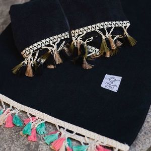 Μαύρη βαμβακερή πετσέτα θαλάσσης με πολύχρωμες φούντες - βαμβάκι, με φούντες, unisex - 3