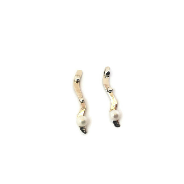 Καρφωτό ασημένιο σκουλαρίκι με μαργαριτάρι - ασήμι, μαργαριτάρι, καρφωτά, νυφικά