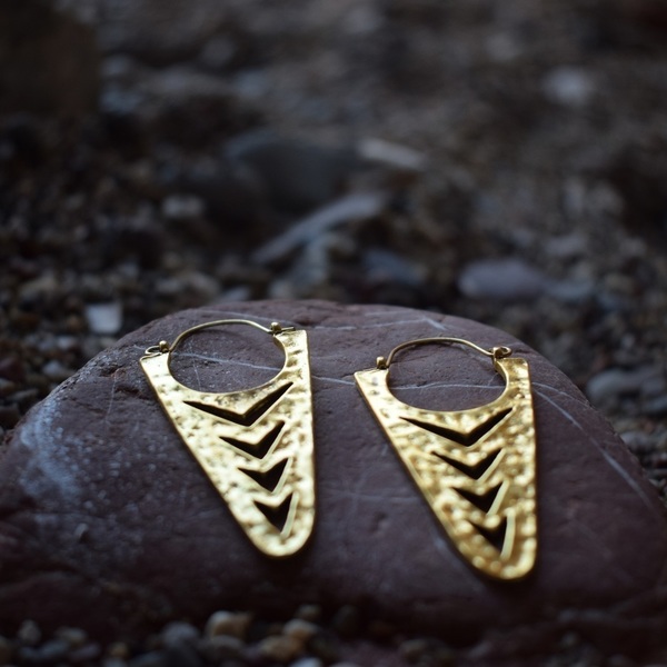 gold quad arrow earrings - boho, ethnic, μπρούντζος, κρεμαστά, faux bijoux, Black Friday - 3