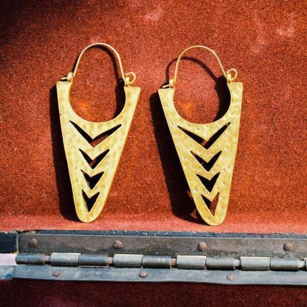 gold quad arrow earrings - boho, ethnic, μπρούντζος, κρεμαστά, faux bijoux, Black Friday - 4