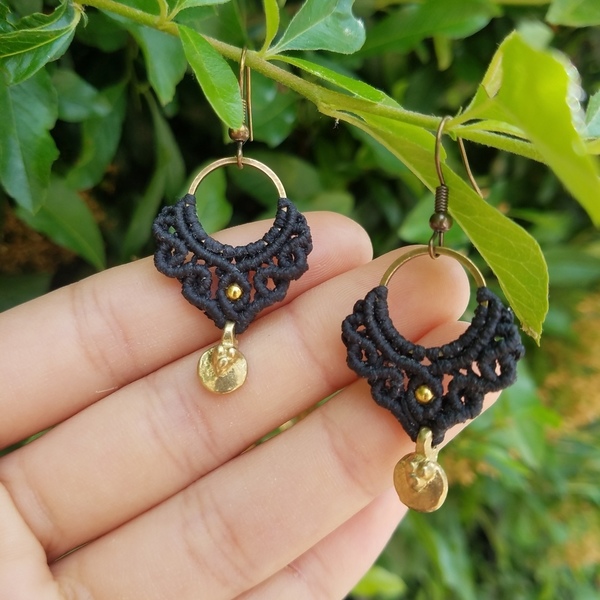 Black Charm Earrings | Μαύρα Macrame Κρεμαστά Boho Σκουλαρίκια - μακραμέ, μακριά, boho, μπρούντζος, κρεμαστά - 3