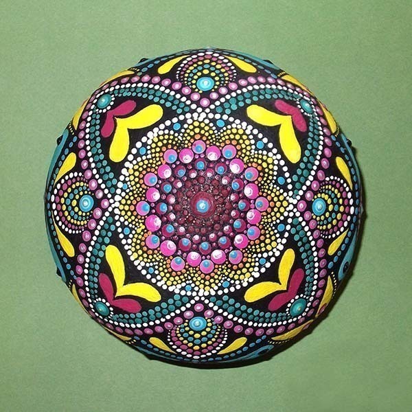 Διακοσμητική πέτρα πολύχρωμο λουλούδι mandala 13x13,5x7 εκ. - ζωγραφισμένα στο χέρι, πέτρα, boho, διακοσμητικές πέτρες - 5
