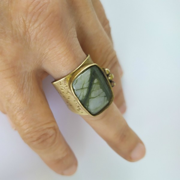 Δαχτυλίδι με πέτρα Νεφριτη - 2