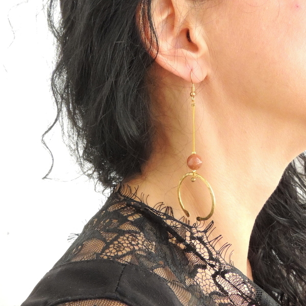 Γυναικεία σκουλαρίκια κρίκοι με Χρυσόλιθο. - ορείχαλκος, μακριά, κρεμαστά, faux bijoux - 2