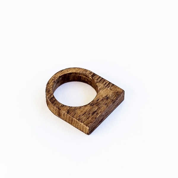 Μίνιμαλ χειροποίητο ξύλινο δαχτυλίδι Rectangle ring - ξύλο, γεωμετρικά σχέδια, χειροποίητα, μικρά, Black Friday, φθηνά