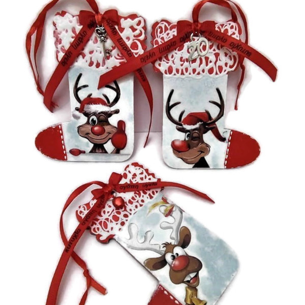 Γουρια ..Χειροποίητο Ξύλινο Γούρι 2021 -Χριστουγεννιάτικη Κρεμαστη Κάλτσα Κόκκινη με μεταλλικα διακοσμητικα - ξύλο, χειροποίητα, χριστουγεννιάτικα δώρα, γούρια