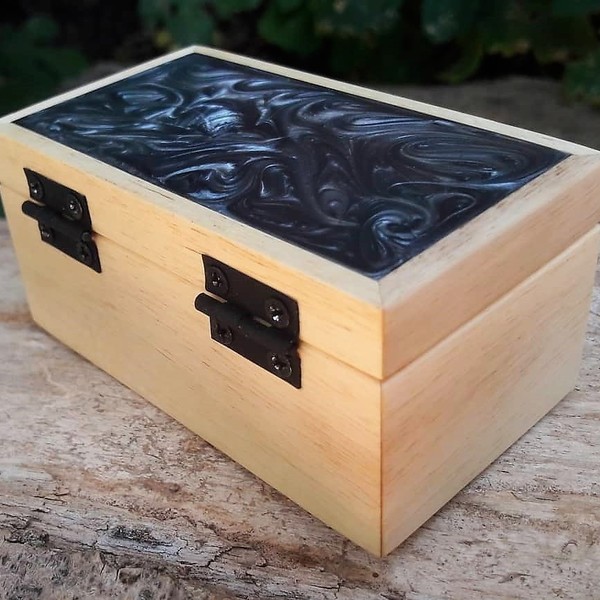 Χειροποίητο κουτί για βέρες από ξύλο και ρητίνη - εποξική ρητίνη, κοσμηματοθήκη - 5
