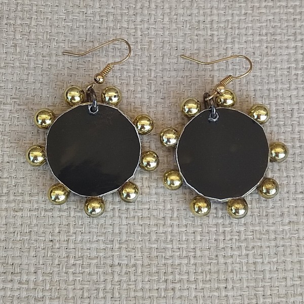 Σκουλαρίκα χρυσά στρογγυλά με μαύρο - κύκλος, boho, κρεμαστά, faux bijoux - 3
