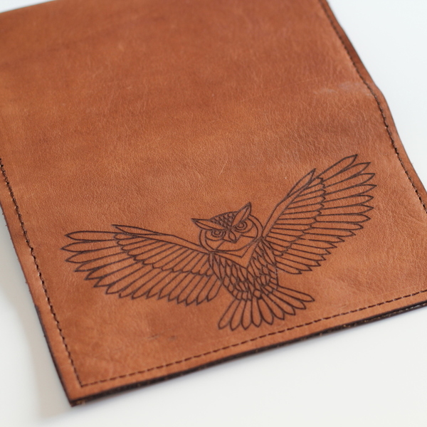 Δερμάτινη καπνοθήκη με πυρογραφία - Owl - δέρμα, personalised, καπνοθήκες - 2