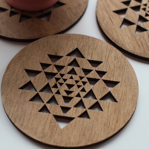 Ξύλινα Σουβέρ με laser cut χάραξη/κοπή - Sri Yantra Dark - ξύλο, personalised, διακοσμητικά, είδη σερβιρίσματος, ξύλινα σουβέρ - 4