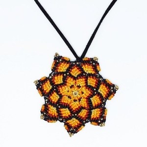 Mandala μακραμέ κολιέ hippie style - δέρμα, μακραμέ, χάντρες, λουλούδι, boho