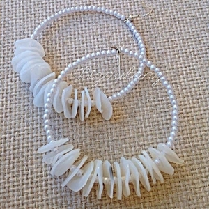 Σκουλαρίκια μεγάλοι λευκοί κρίκοι με πέρλες και πλαστικό ημιδιάφανο - statement, κρίκοι, πέρλες, νυφικά, μεγάλα - 2