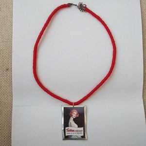 κολιέ κόκκινο εικόνα vintage pin up lady - ύφασμα, γυναικεία, αλουμίνιο, κοντά, φθηνά - 3