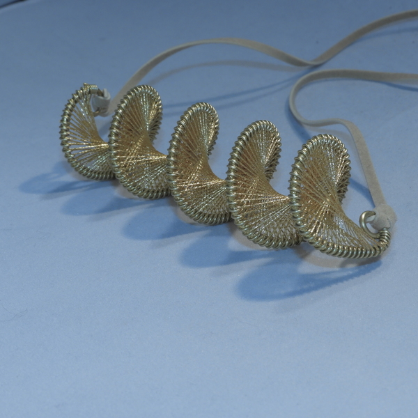 Kyma necklace - ιδιαίτερο, επιχρυσωμένα, ορείχαλκος, κοντά - 2