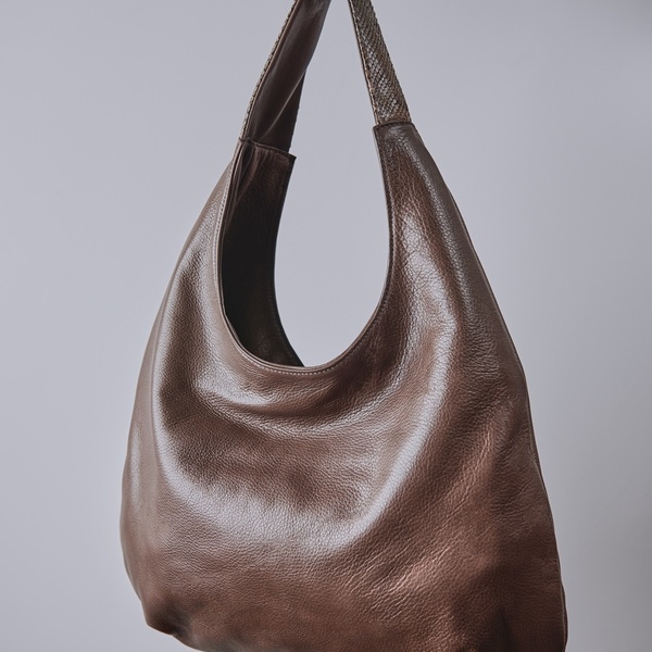 Γυναικεία δερμάτινη τσάντα ώμου - δέρμα, ώμου, μεγάλες
