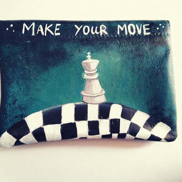 *make your move * δερμάτινη καπνοθήκη ζωγραφισμένη στο χέρι - δέρμα, δώρο, καπνοθήκες