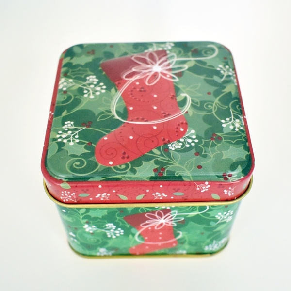 Χριστουγεννιάτικο Αρωματικό Κερί σε Μεταλλικό Κουτί με Kόκκινη Κάλτσα - διακοσμητικά, κεριά & κηροπήγια - 2