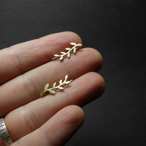 " Fern leaf earrings " Χειροποίητα επίχρυσα-επάργυρα σκουλαρίκια με φύλλα Φτέρης! - ασήμι, επιχρυσωμένα, επάργυρα, φύλλο, μικρά - 4