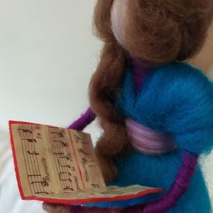 "Η Χορωδός" μάλλινη κουκλίτσα needle felted - μαλλί, κουκλίτσα, διακοσμητικά - 2