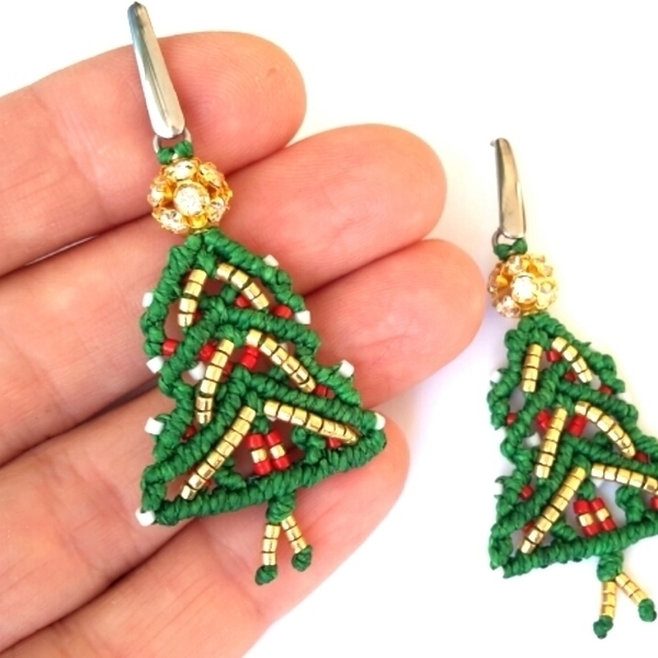 Christmas Earrings, Macrame Earrings,Christmas Tree Earrings - μακραμέ, ατσάλι, κρεμαστά