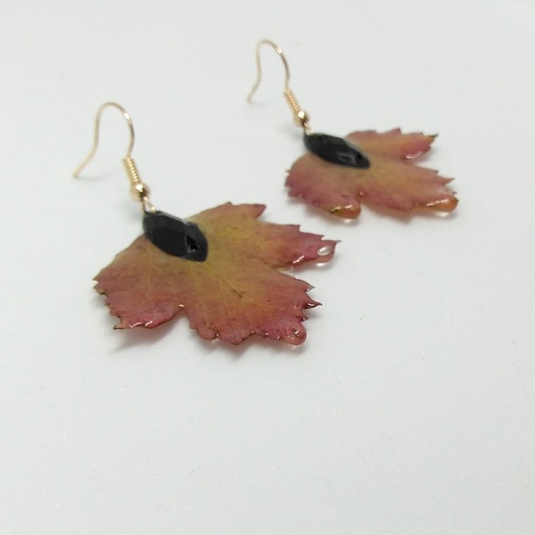 Σκουλαρίκια με αποξηραμένα φθινοπωρινά φύλλα, μαύρο στοιχείο - γυαλί, μπρούντζος, κρεμαστά - 2