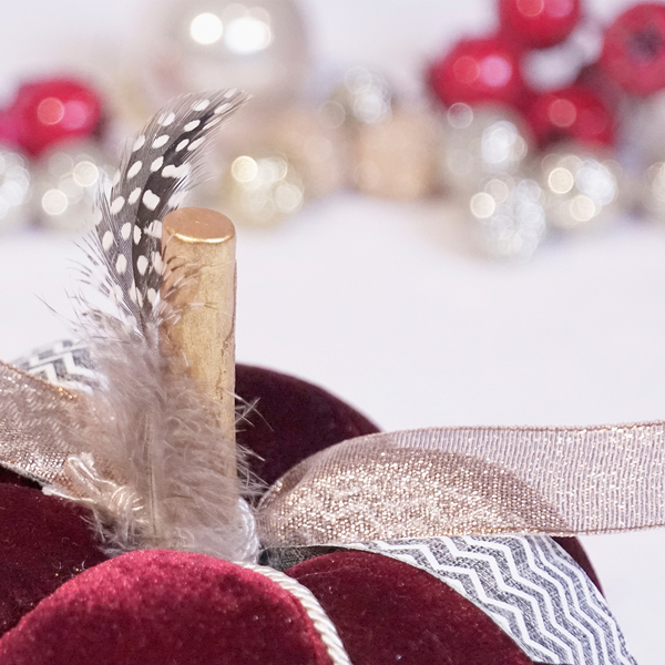 Χειροποίητη Βελούδινη Kολοκύθα σε μπορντώ χρώμα|16εκ - ύφασμα, χειροποίητα, χριστουγεννιάτικα δώρα, κολοκύθα, γούρια - 4