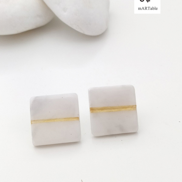 Τετράγωνα σκουλαρίκια λευκά από Ελληνικό Μάρμαρο και χρυσή γεωμετρική γραμμή - επιχρυσωμένα, ορείχαλκος, πέτρες, καρφωτά, μικρά, φθηνά - 2
