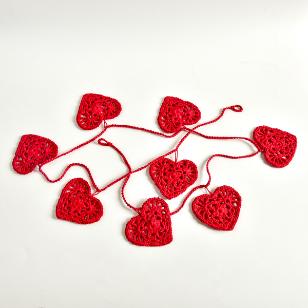 Γιρλάντα Αγ. Βαλεντίνου γιρλάντα με μεγάλες κόκκινες πλεκτές καρδιές - καρδιά, γιρλάντες, διακοσμητικά, δώρα αγίου βαλεντίνου, αγ. βαλεντίνου - 3