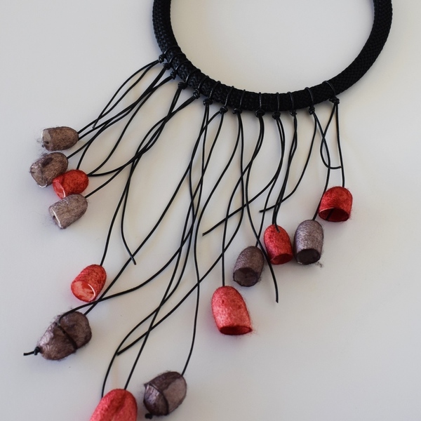 Silk cocoon statement necklace - δέρμα, ύφασμα, κορδόνια, μακριά - 3