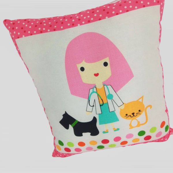 Χειροποίητο μαξιλάρι μικρή κτηνίατρος - γάτα, δώρο για γιατρό, μαξιλάρια, ζωάκια - 2