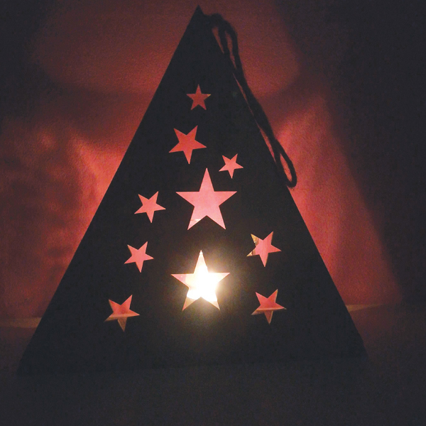 Ξύλινο Τρίγωνο διακοσμητικό χώρου σε χρώμα μουσταρδί - ξύλο, αστέρι, διακοσμητικά, κεριά, διακόσμηση σαλονιού - 4