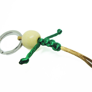 Μπρελόκ ανθρωπάκι πράσινο με χρυσαφί - μακραμέ, unisex gifts, ανδρικά μπρελόκ
