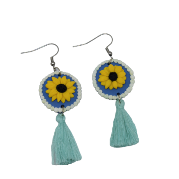 "Embroidered sunflower"- Κρεμαστά γαλάζια στρογγυλά σκουλαρίκια με ηλιοτρόπια και φουντάκι (7,5εκ., ατσάλι) - με φούντες, πηλός, λουλούδι, μικρά, ατσάλι, boho, κρεμαστά, φθηνά