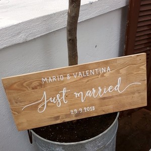 "Just married" - Ξύλινη πινακίδα 20 × 50 εκ. για το υπνοδωμάτιο / στολισμός γάμου / δώρο γάμου - δώρα γάμου, γάμου, ξύλινα διακοσμητικά - 2