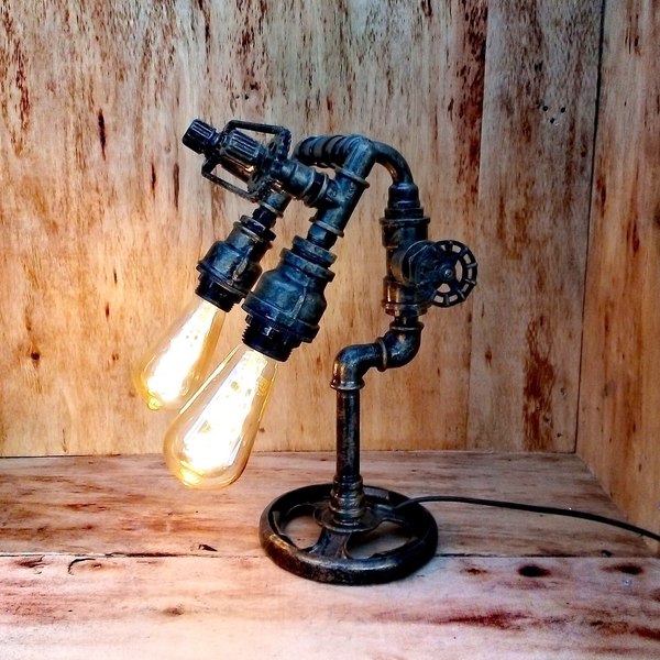 T A L O S, Double Pendant Pipe Lamp, Industrial Steampunk Desk Lamp, Steampunk Lamp Switch, Gear Art, Recycled Lamp, Unique Gift Shop - πορτατίφ - 2