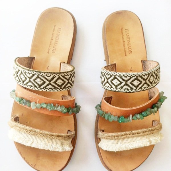 "Boho handmade sandals" - δέρμα, πέτρες, boho, φλατ
