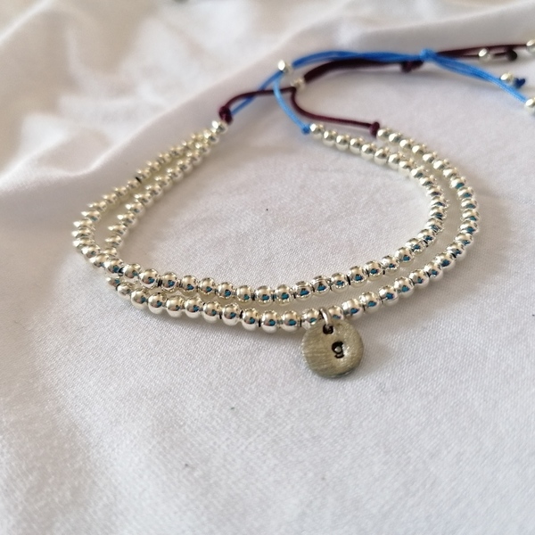 Initial" bracelet with silver plated beads and alpaca hand stamped letter - επάργυρα, όνομα - μονόγραμμα, χάντρες, αυξομειούμενα, φθηνά, προσωποποιημένα - 2
