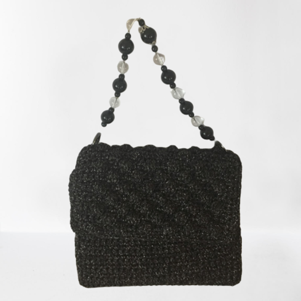 Τσάντα πλεκτή χειροποίητη χρώμα μαύρο με ασημί μαύρα στοιχεία και πέρλες - ώμου, πλεκτές τσάντες, μικρές, μικρές